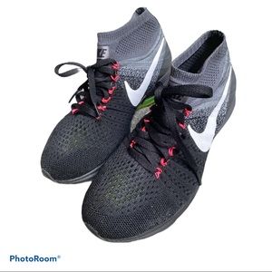 NIKE FLYNIT ZOOM ALL OUT WOMENS RUNNING SHOES